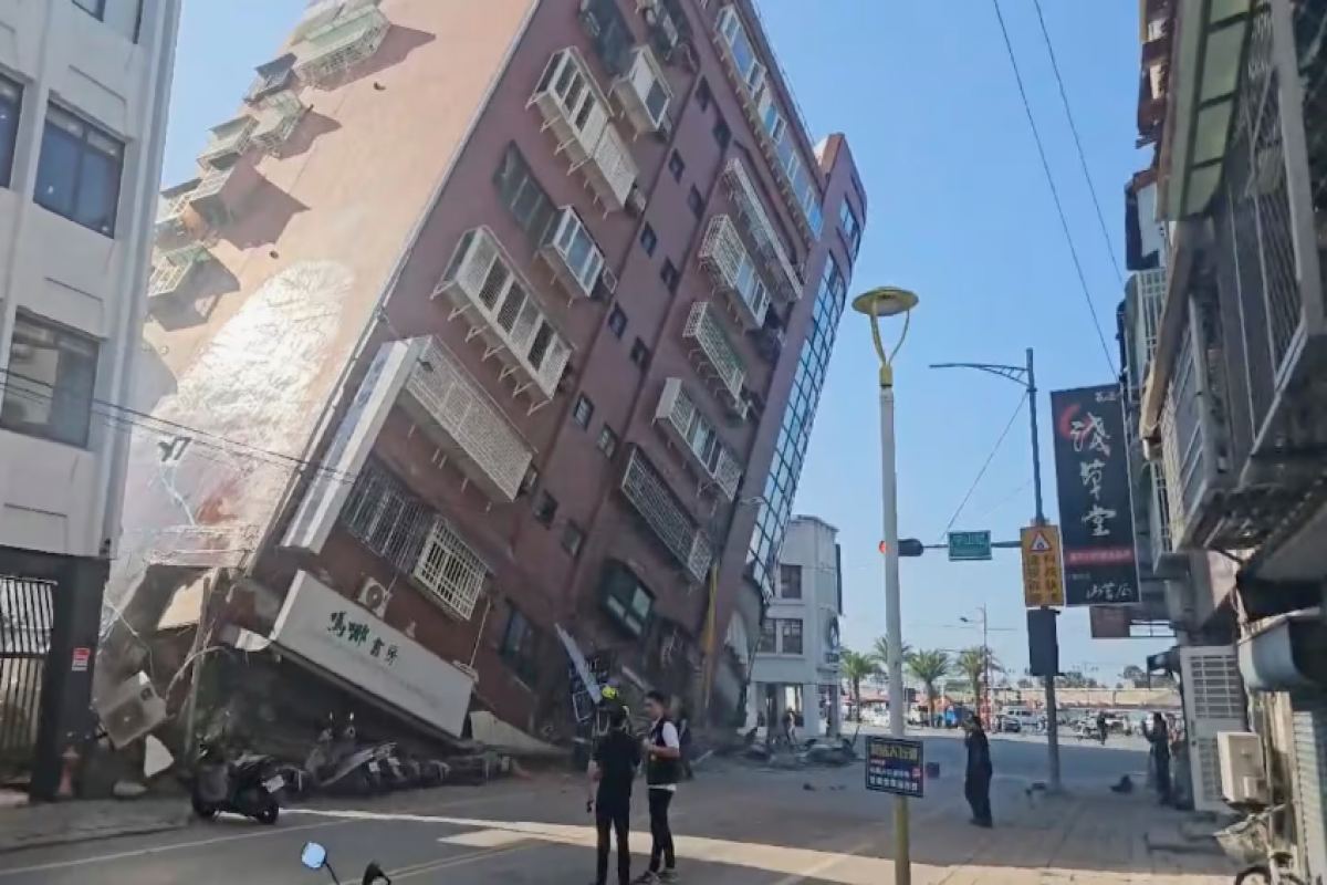 Un séisme de magnitude de 7,2 survenu à Taïwan a fait 4 morts, 97 bléssés