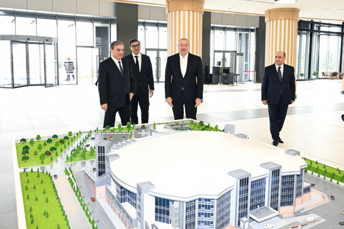Le président Aliyev participe à l’inauguration du Palais des Sports de Gandja