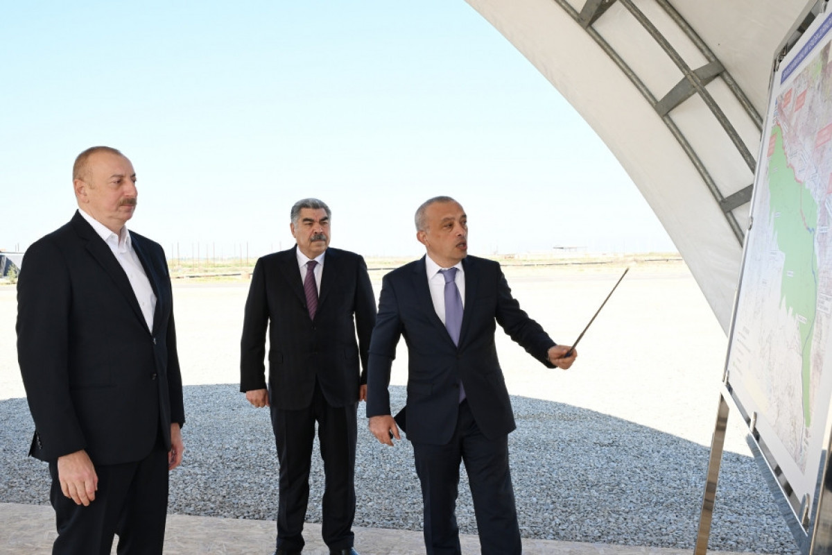 Le président Ilham Aliyev pose la première pierre du canal d’irrigation de Chirvan dans la région de Hadjygaboul