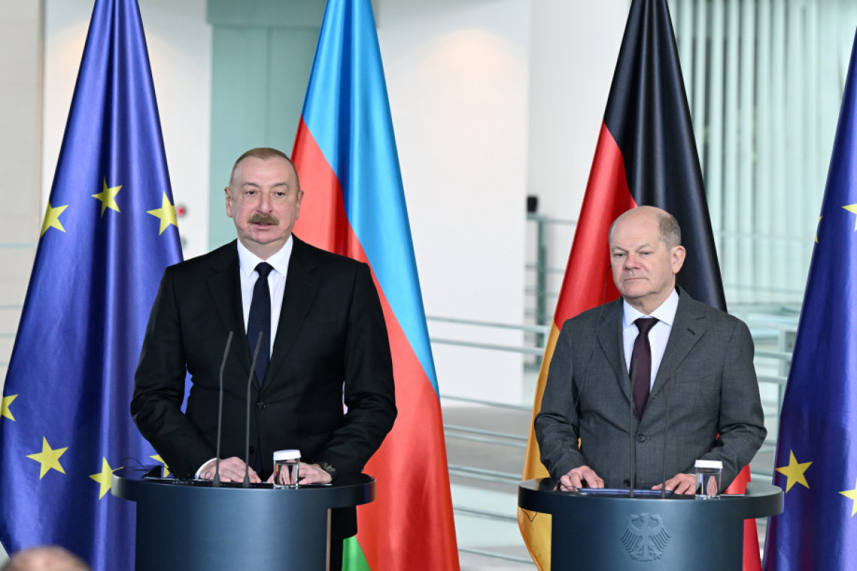 Le président azerbaïdjanais et le chancelier allemand tiennent une conférence de presse