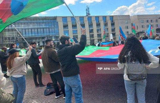 La diaspora azerbaïdjanaise a organisé un rassemblement de soutien à Berlin - Vidéo 