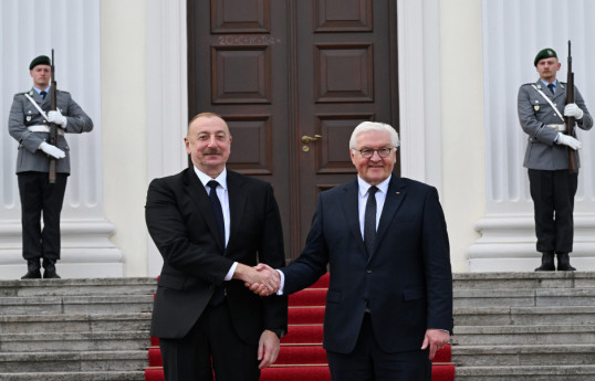 Le président azerbaïdjanais s’entretient en tête-à-tête avec son homologue allemand