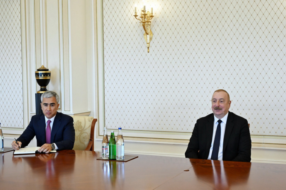 Le président Ilham Aliyev reçoit le président du Sénat malaisien