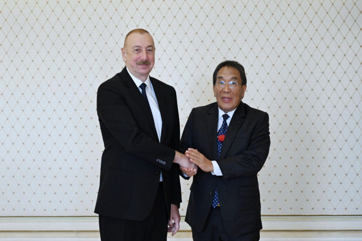 Le président Ilham Aliyev reçoit le président du Sénat malaisien