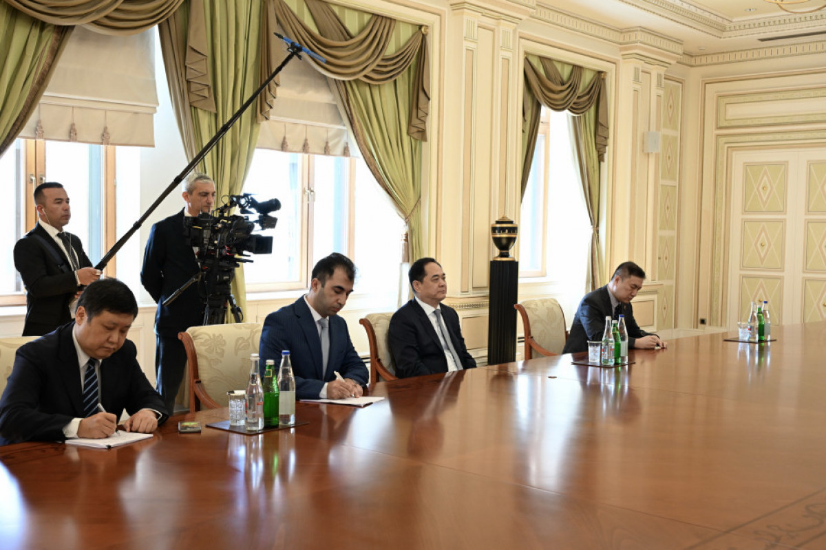 Le président azerbaïdjanais Ilham Aliyev reçoit le président de l’Association du peuple chinois pour l’amitié avec l’étranger