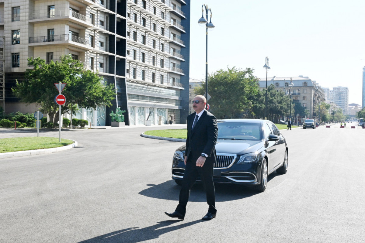Le président Ilham Aliyev prend part à l'inauguration de la nouvelle autoroute construite sur le site du pont Djavanchir