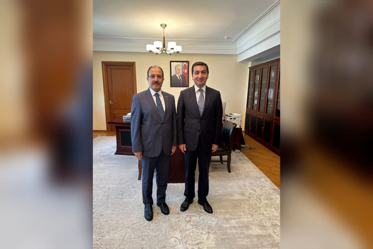 Hikmet Hadjiyev rencontre l