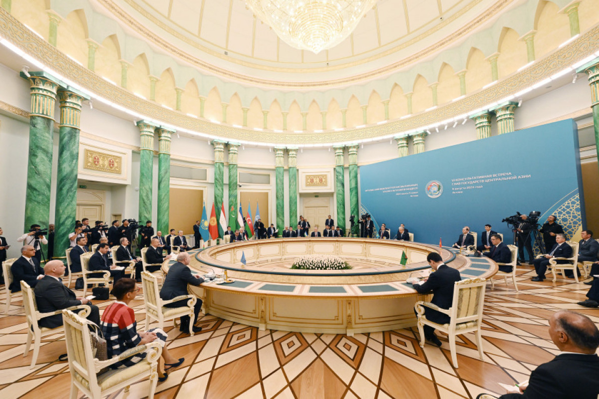 Astana : Le président Ilham Aliyev a pris part à la réunion des chefs d'États d'Asie centrale et la République d'Azerbaïdjan - Mise à jour 