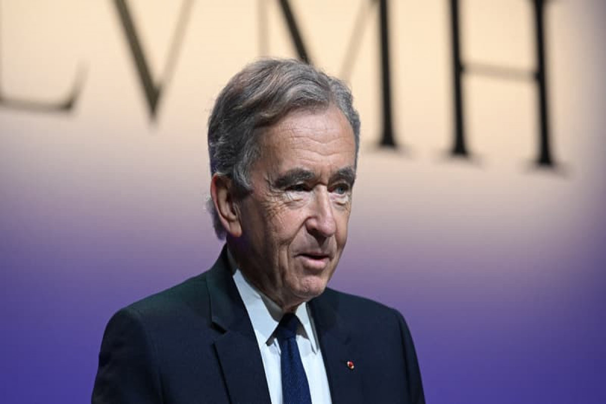 Bernard Arnault chute dans le classement mondial des milliardaires à cause d’Emmanuel Macron