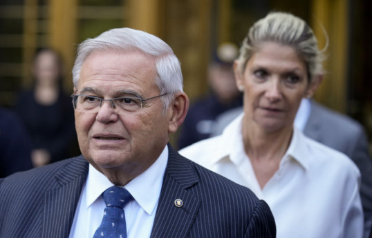 Le sénateur américain pro-arménien Robert Menendez met fin à sa carrière politique