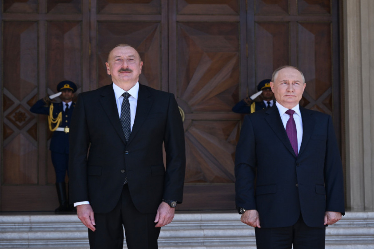 Bakou : Cérémonie d’accueil officiel du président russe Vladimir Poutine