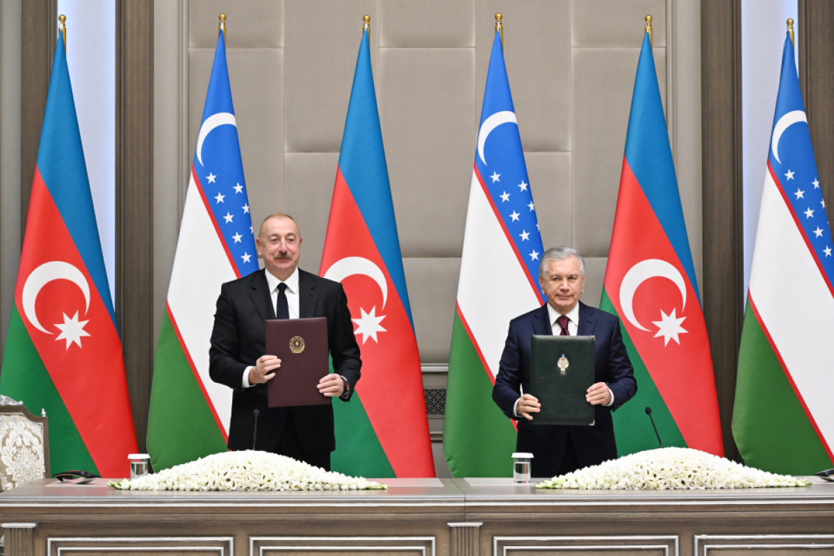 L’Azerbaïdjan et l’Ouzbékistan signent un certain nombre de documents