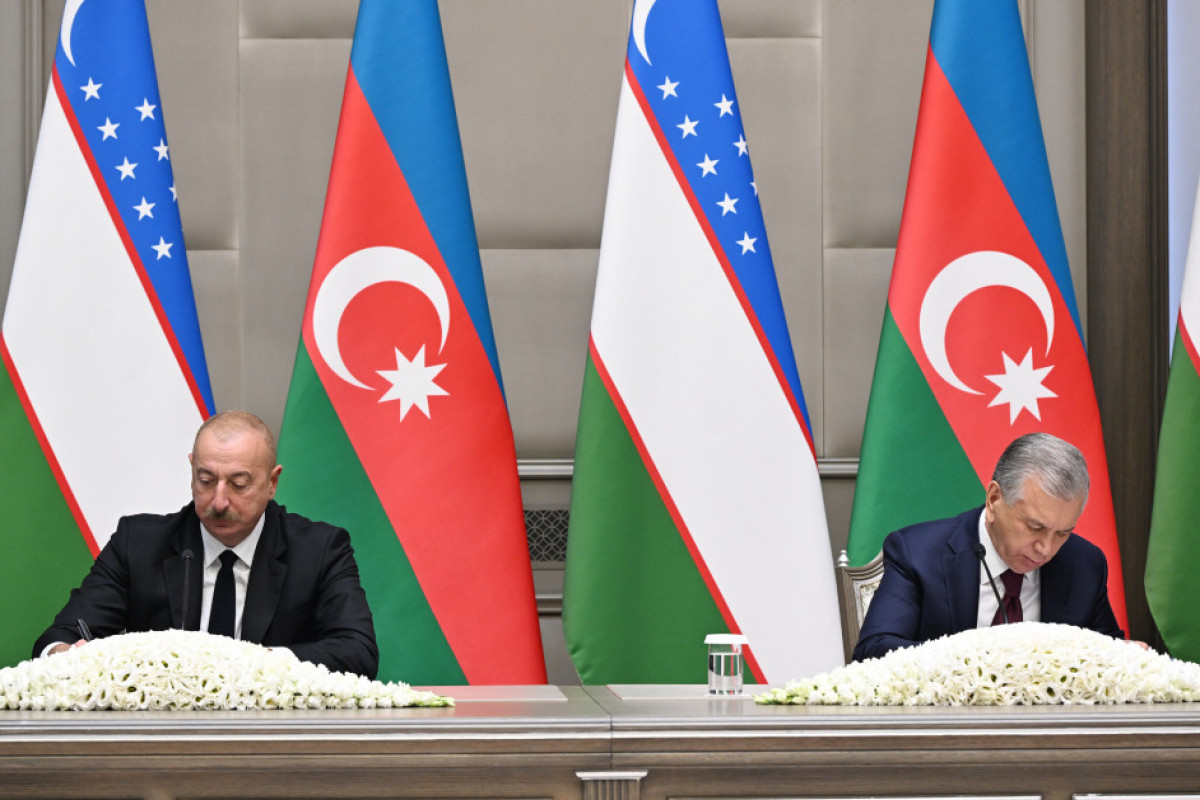 L’Azerbaïdjan et l’Ouzbékistan signent un certain nombre de documents
