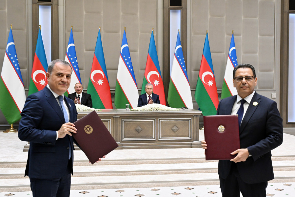 L’Azerbaïdjan et l’Ouzbékistan signent un certain nombre de documents