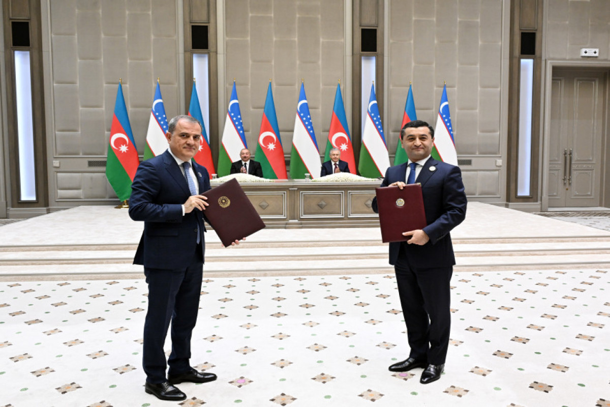 L’Azerbaïdjan et l’Ouzbékistan signent un certain nombre de documents