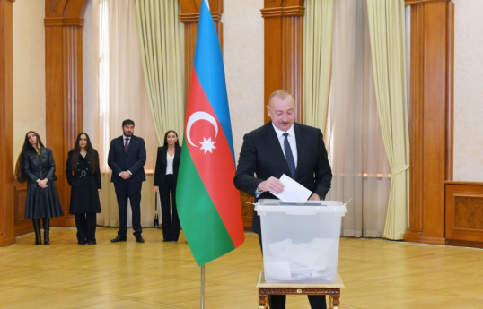 Ilham Aliyev :  l'usage du droit de vote à Khankendy porte une grande signification politique et symbolique