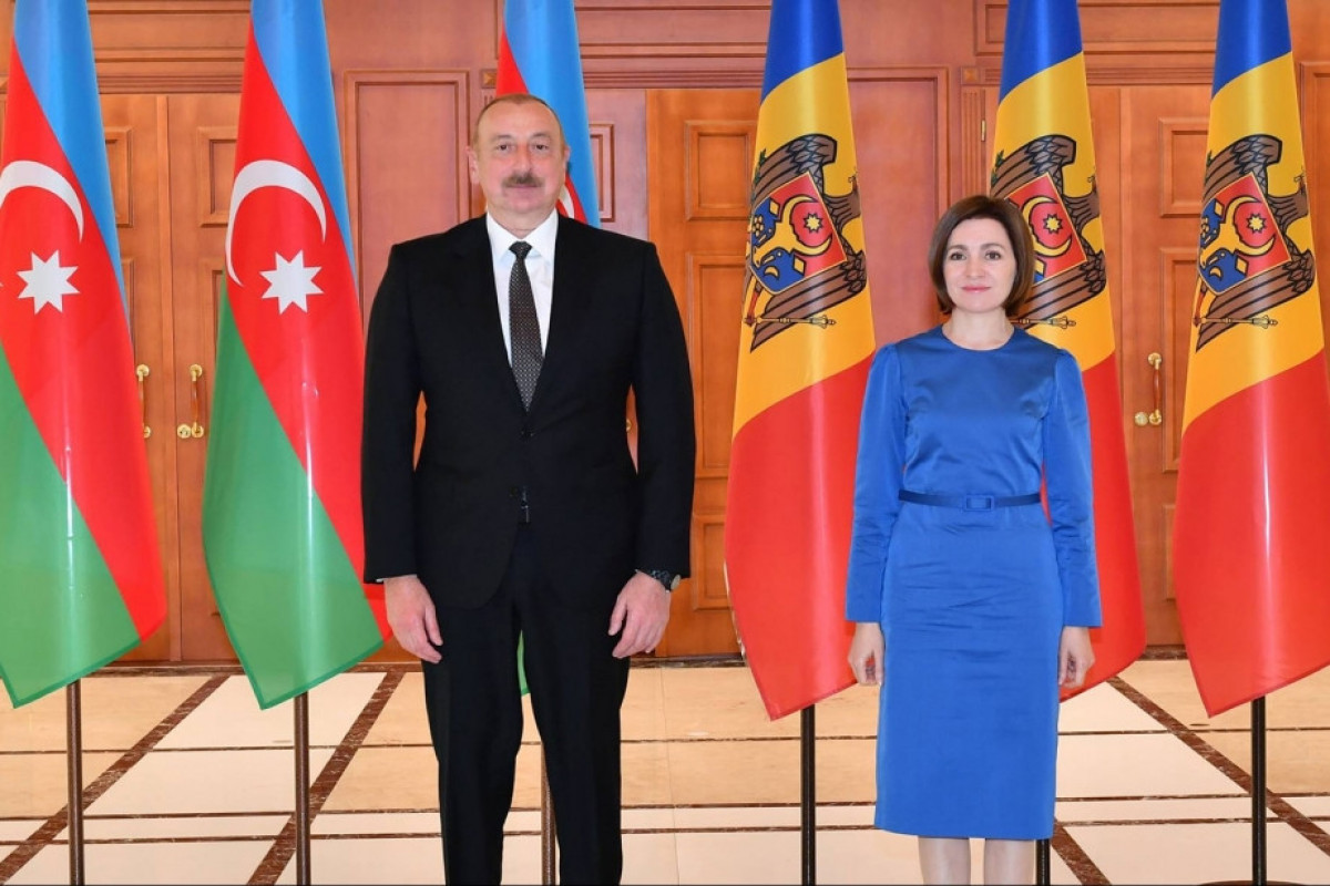 Le président Ilham Aliyev reçoit un coup de fil de son homologue moldave