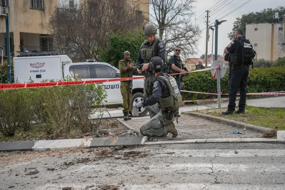 Israël : tirs de roquettes depuis le Liban faisant des morts et blessés