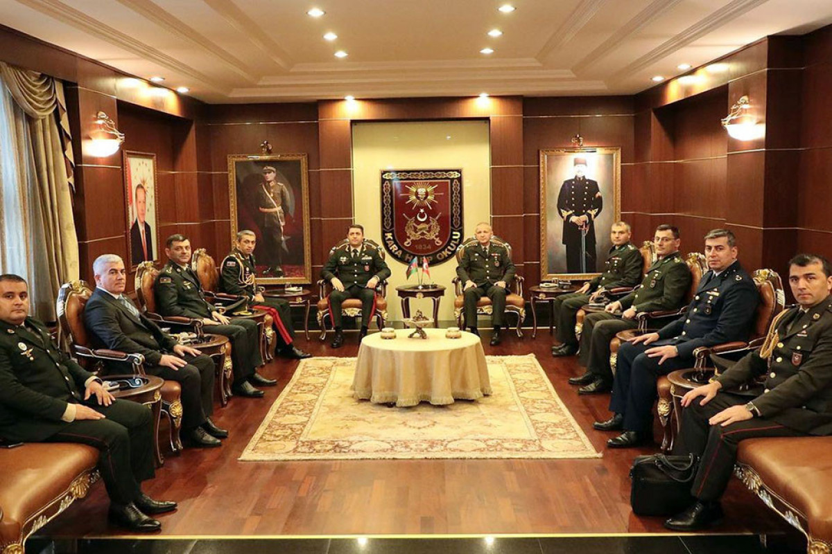 Education militaire et la formation du personnel au menu des discussions Azerbaïdjan-Turquie