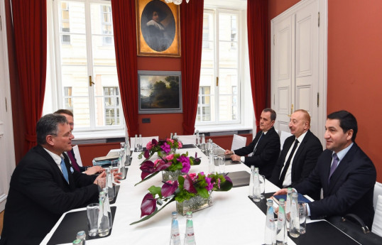 Le président azerbaïdjanais s'entretient avec le vice-président de la Commission européenne