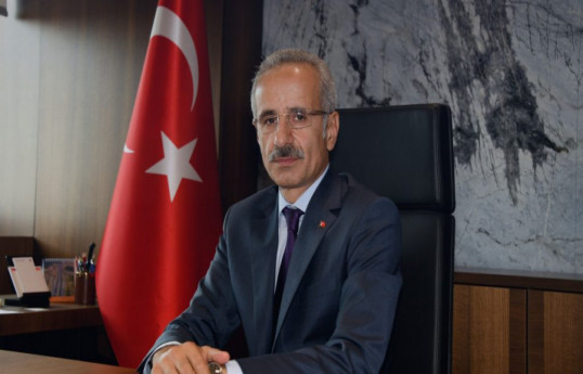 Ministre turc : le corridor de Zanguézour passera par l'Iran s'il y a un problème avec l'Arménie
