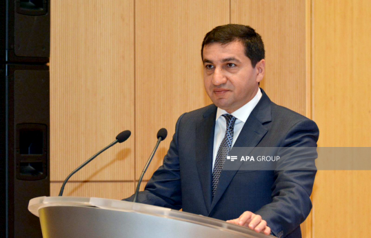 Hikmet Hadjiyev: l'Arménie est responsable du génocide de Khodjaly