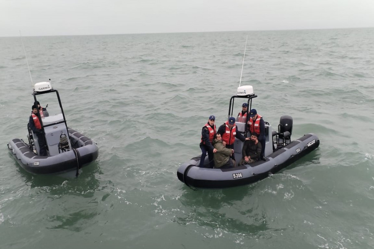 Bateau iranien arrété pour avoir violé la frontiere maritime dans la mer Caspienne - Vidéo 