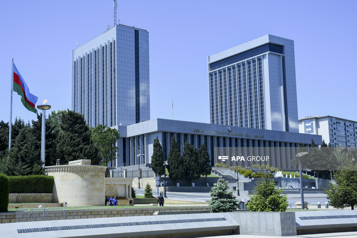 Le Parlement d