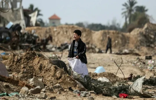 Au moins 70 morts suite aux bombardements israéliens sur les Palestiniens en attente d'aide humanitaire
