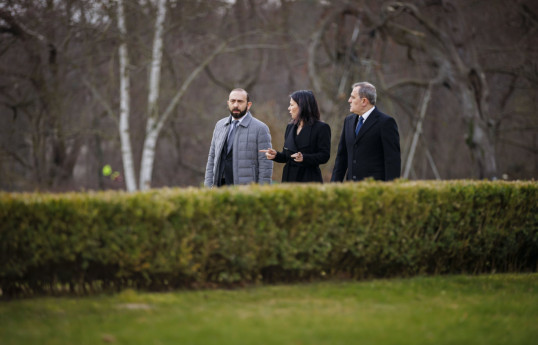L'Azerbaïdjan et l'Arménie s'engagent sur une voie audacieuse vers un traité de paix, selon Baerbock