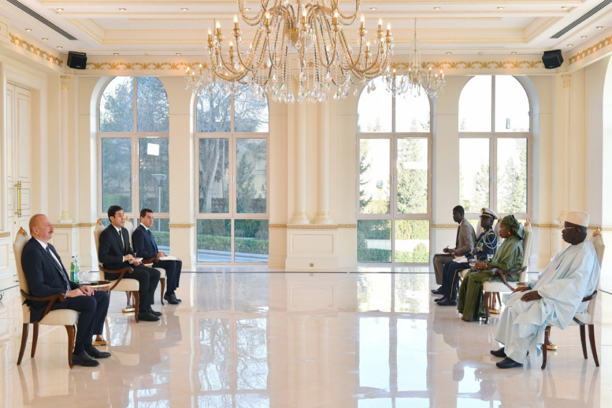 Ilham Aliyev reçoit les lettres de créance du nouvel ambassadeur du Sénégal en Azerbaïdjan - Mise à Jour 