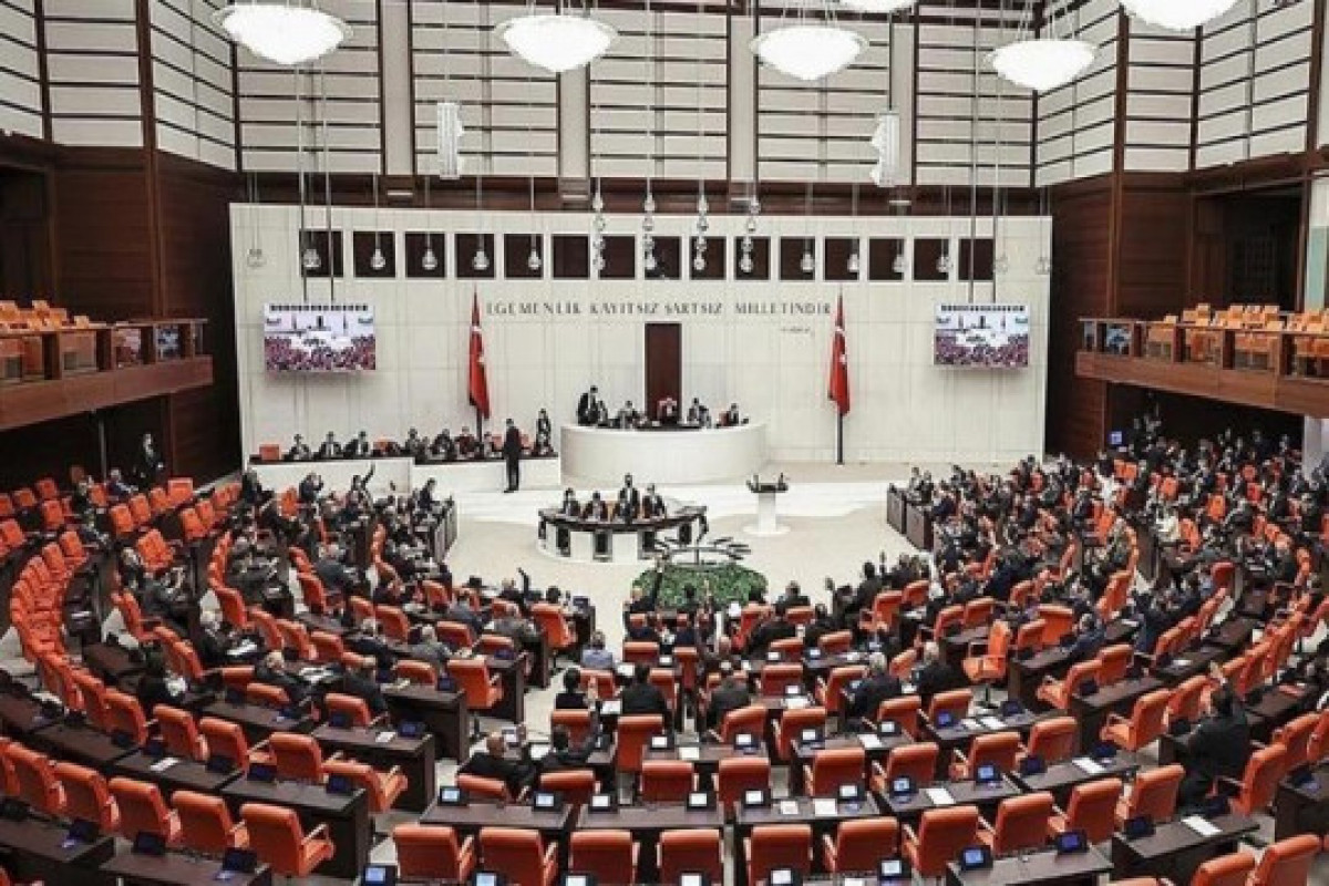 <span ><b>Le Parlement turc a ratifié l