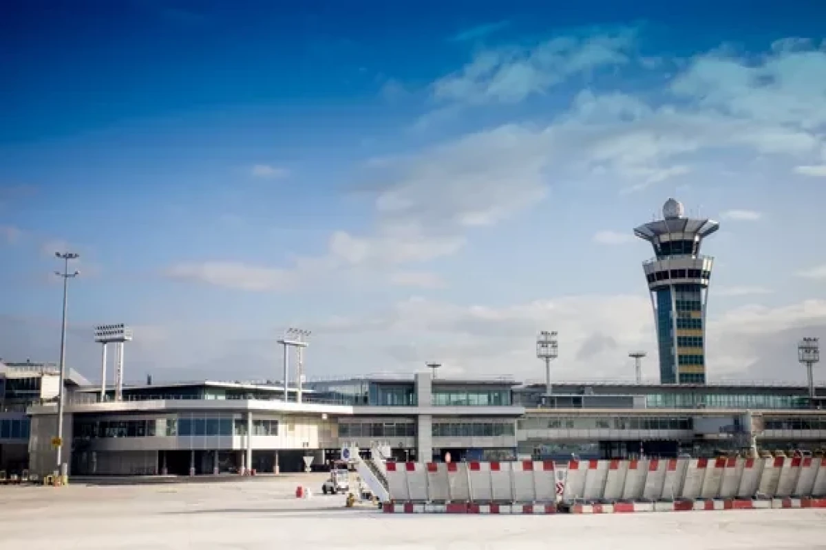 Des syndicats du gestionnaire des aéroports parisiens appellent à la grève à moins de dix jours des JO