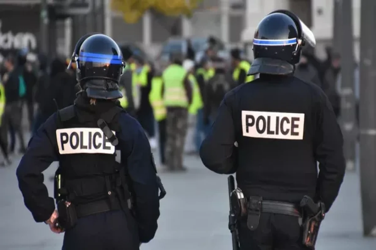 France/Fête nationale : à Lyon, une quarantaine de voitures brûlées et 6 interpellations