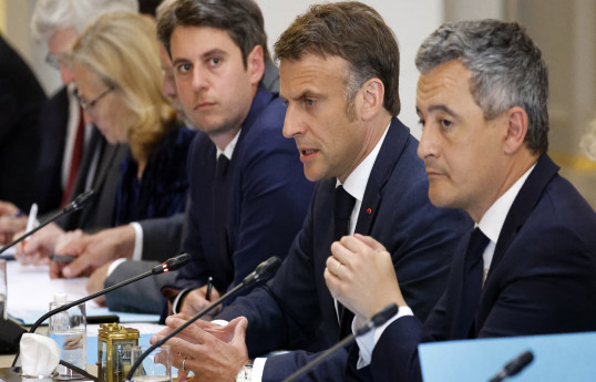 Macron appelle la majorité sortante d'élaborer "une proposition" en vue "d’une coalition majoritaire ou d’un large pacte législatif"