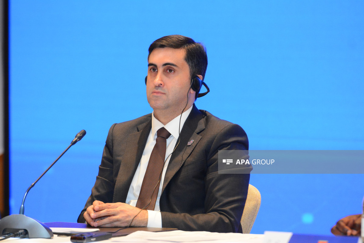 Directeur exécutif du Groupe d’initiative de Bakou : les pays ayant souffert du colonialisme français invités à la COP29