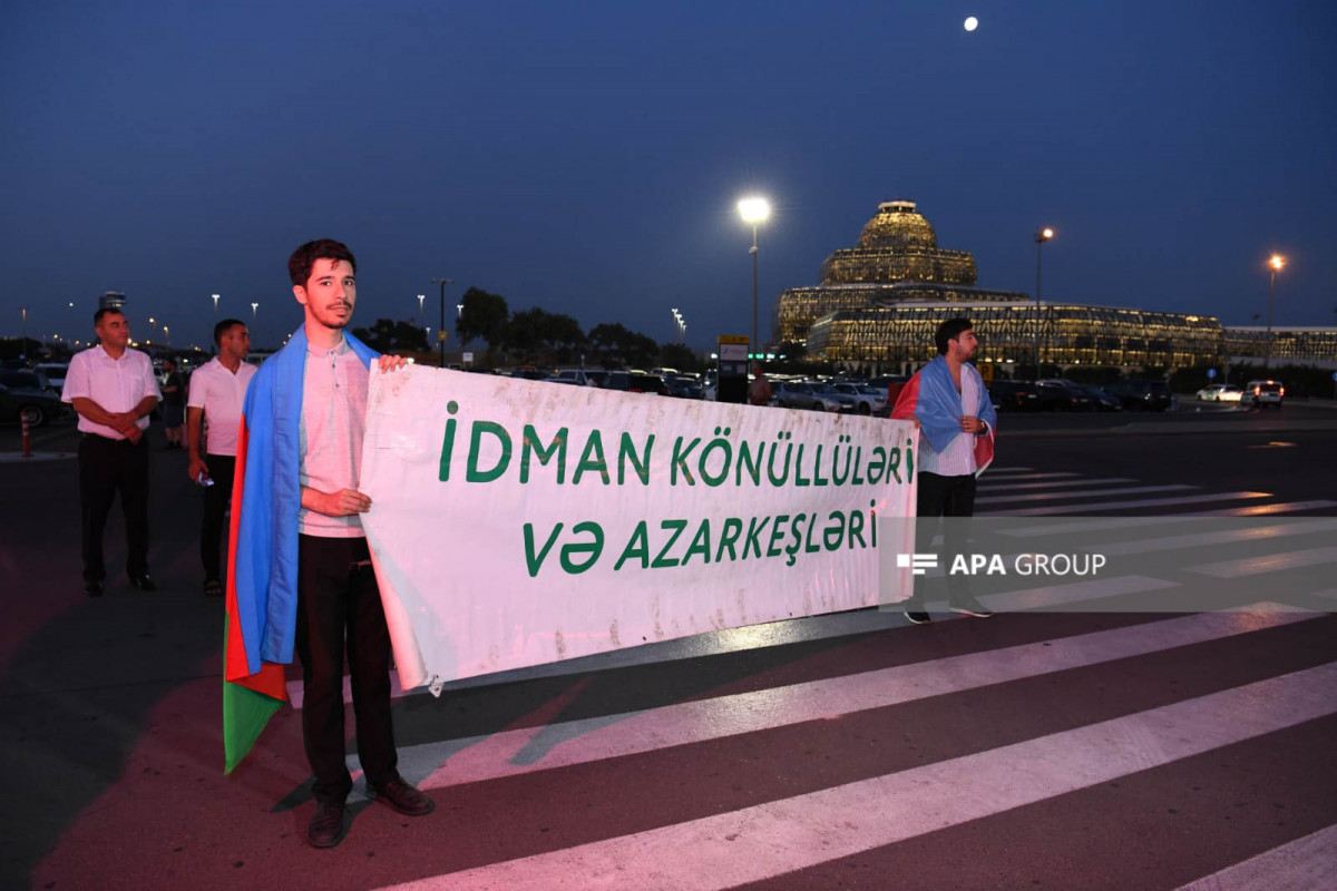 Un groupe d'athlètes azerbaïdjanais part pour les Jeux Olympiques de Paris 2024 - PHOTO 