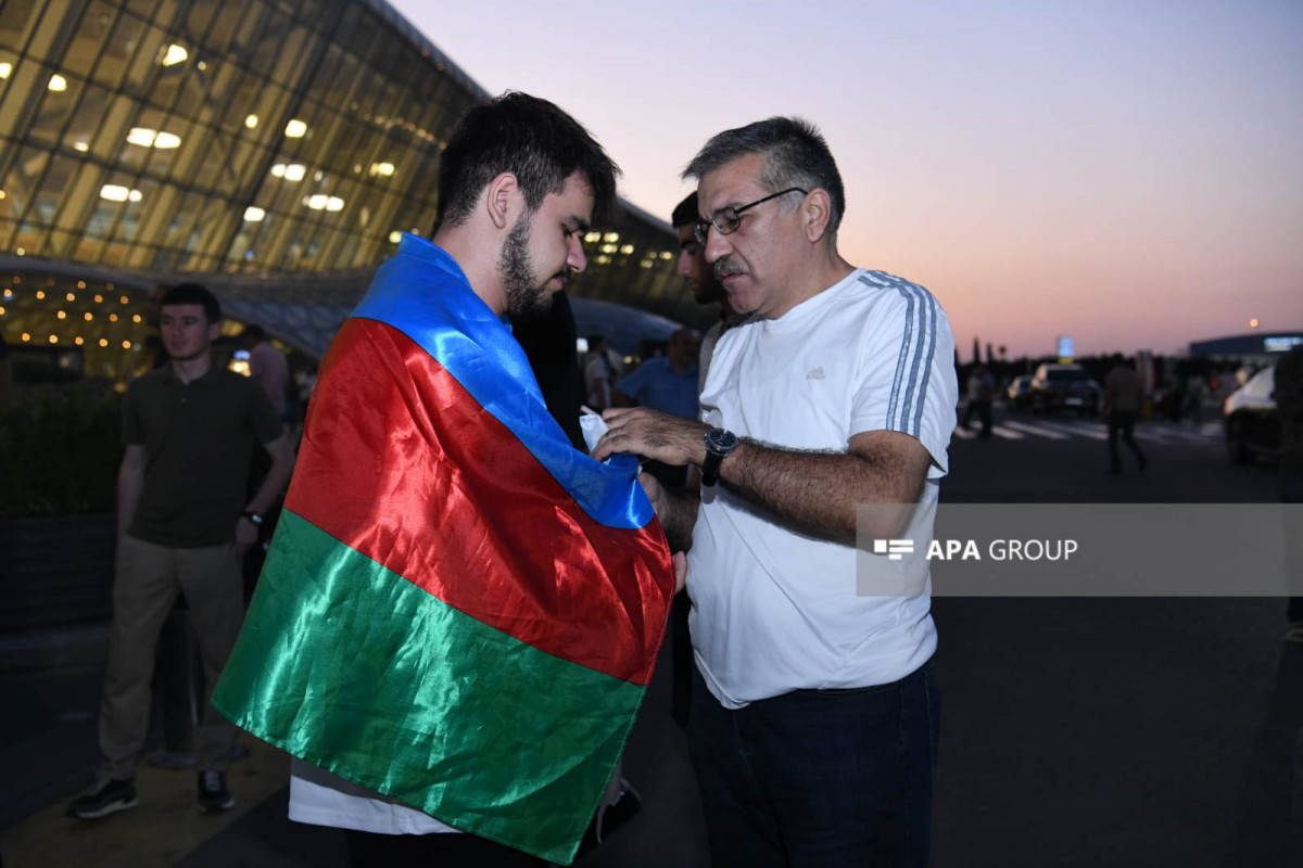 Un groupe d'athlètes azerbaïdjanais part pour les Jeux Olympiques de Paris 2024 - PHOTO 