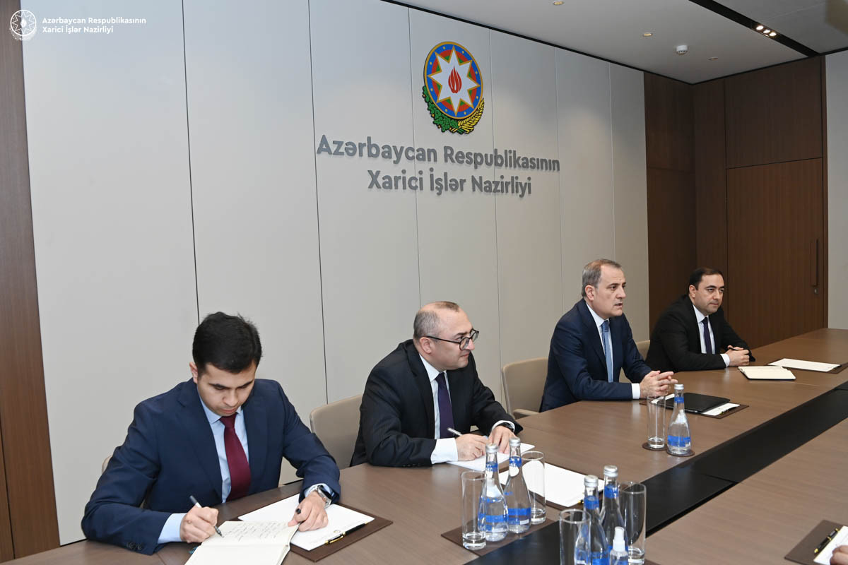 Le chef de la diplomatie azerbaïdjanaise : Les pourparlers d'Almaty témoignent de l'efficacité du processus de paix bilatéral