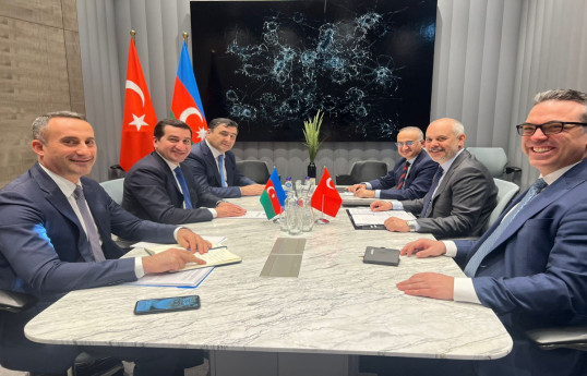 L'assistant du président azerbaïdjanais rencontre ses homologues turc et ouzbek