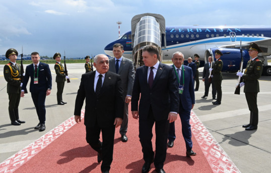 Le Premier ministre azerbaïdjanais entame une visite de travail à Minsk