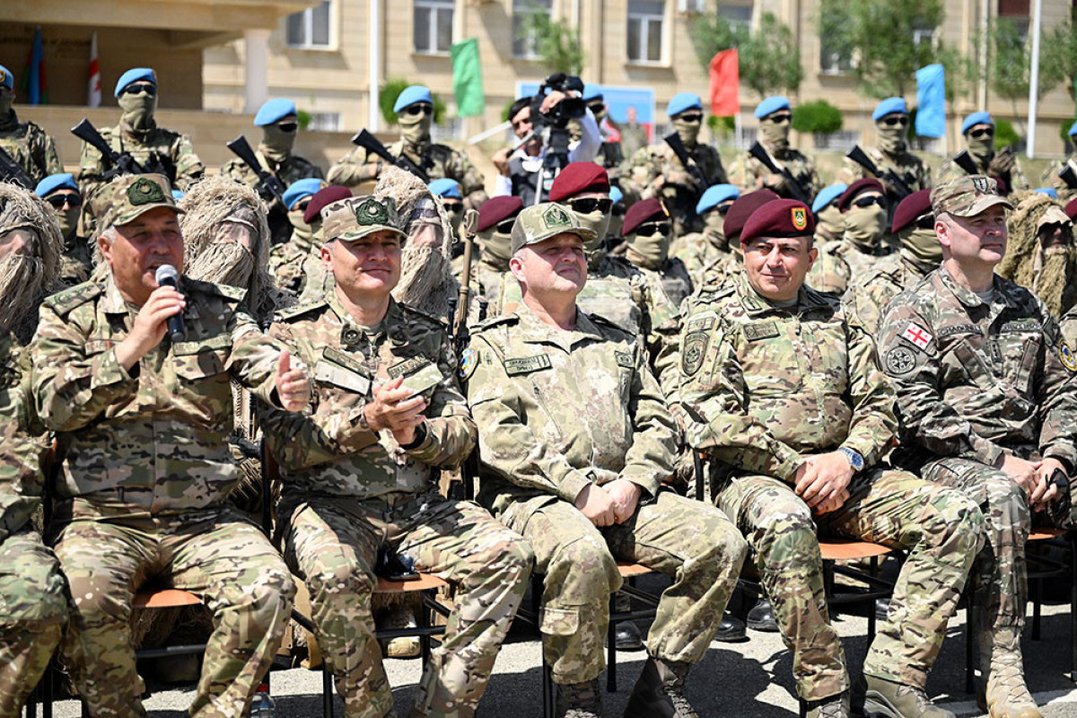 Les forces spéciales azerbaïdjanaises, turques et géorgiennes organisent un exercice conjoint - Vidéo 