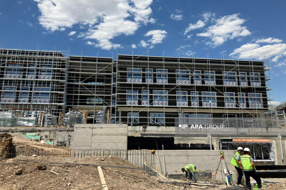 Les travaux de construction dans le quartier azerbaïdjanais à Kahramanmaras se poursuivent - Photo 