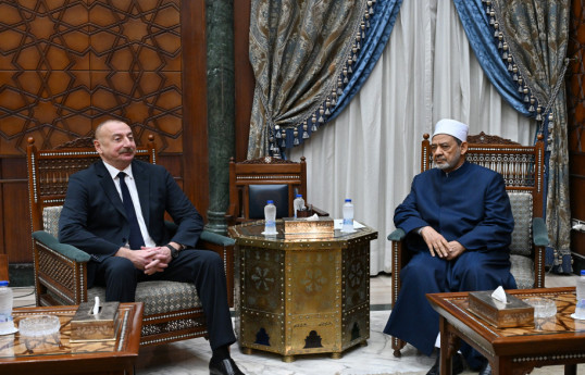 Le président Ilham Aliyev rencontre le cheikh d’Al-Azhar Ahmed Muhammad Ahmed Al Tayeb