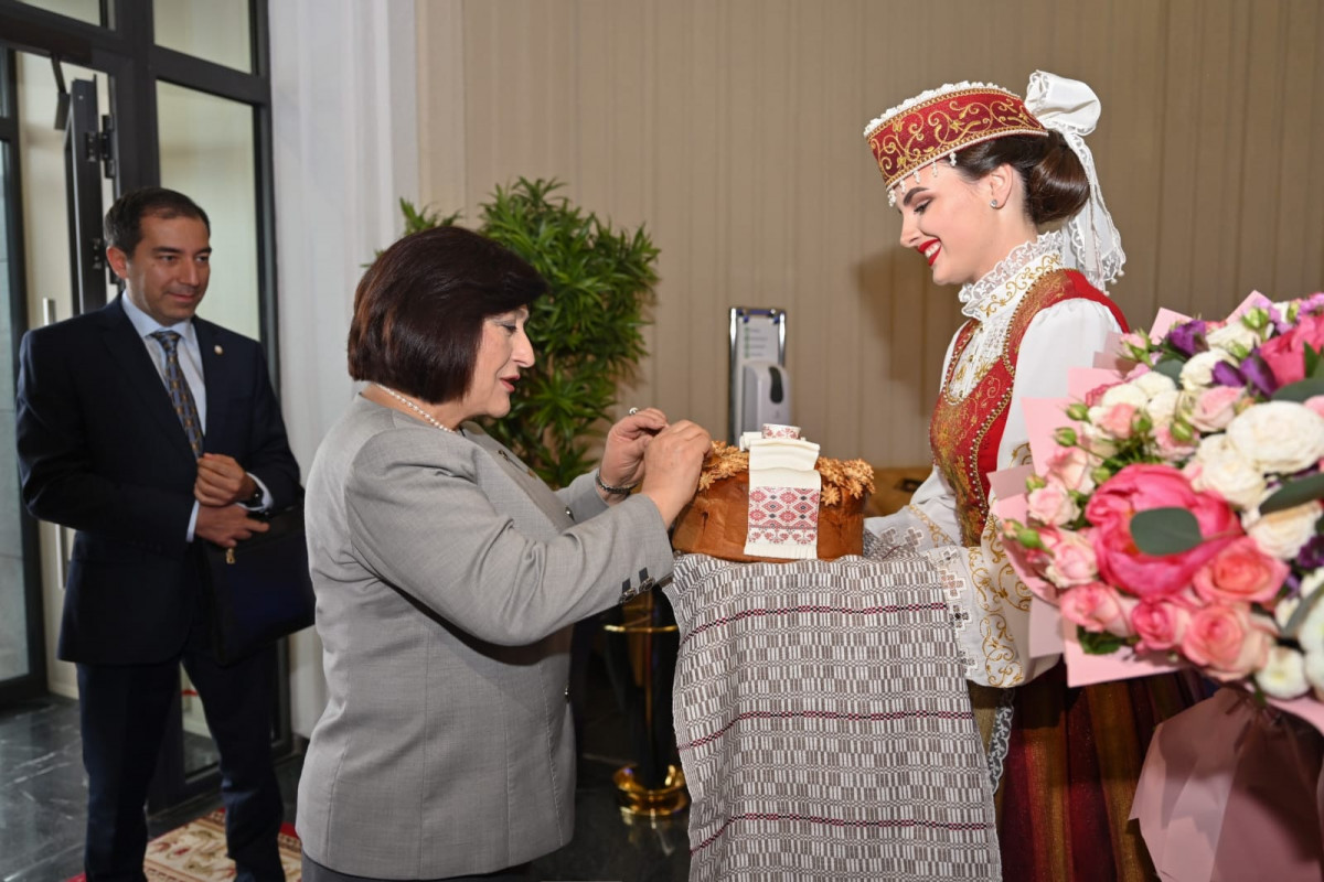 Visite officielle de la présidente du Parlement azerbaïdjanais au Bélarus