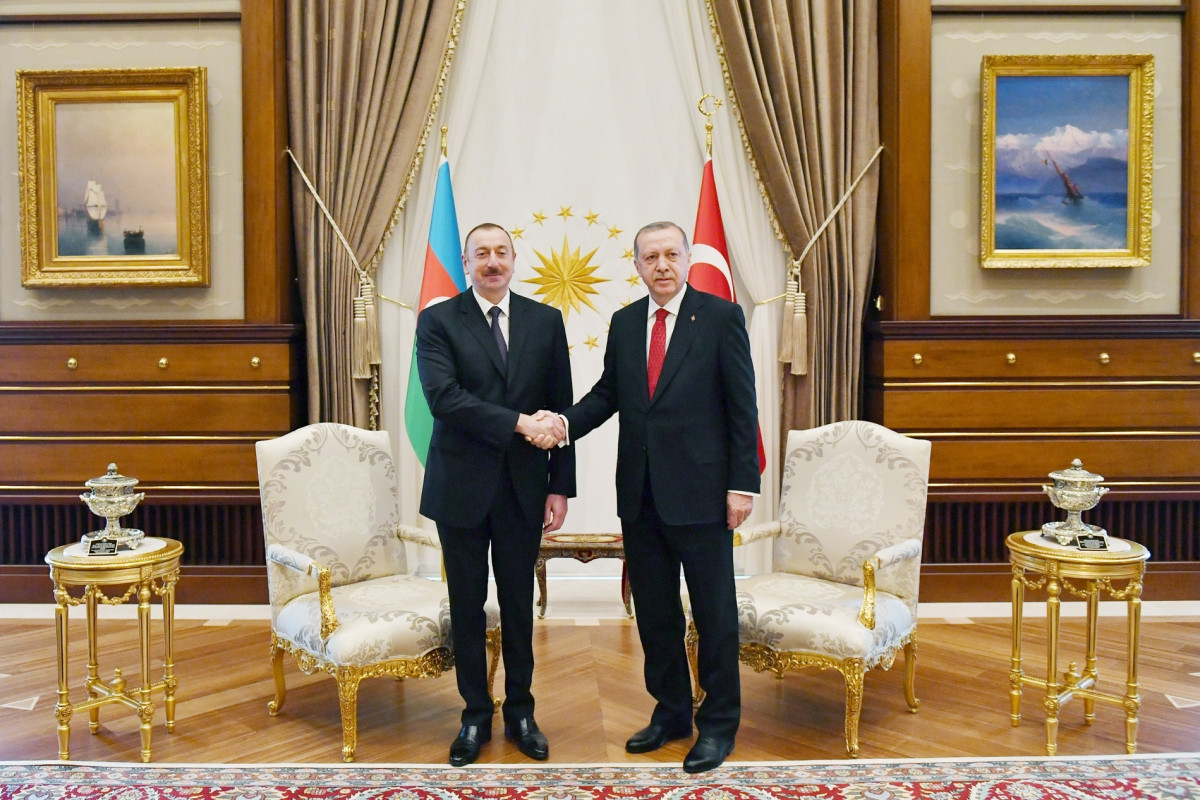 Les présidents azerbaïdjanais et turc déjeunent ensemble