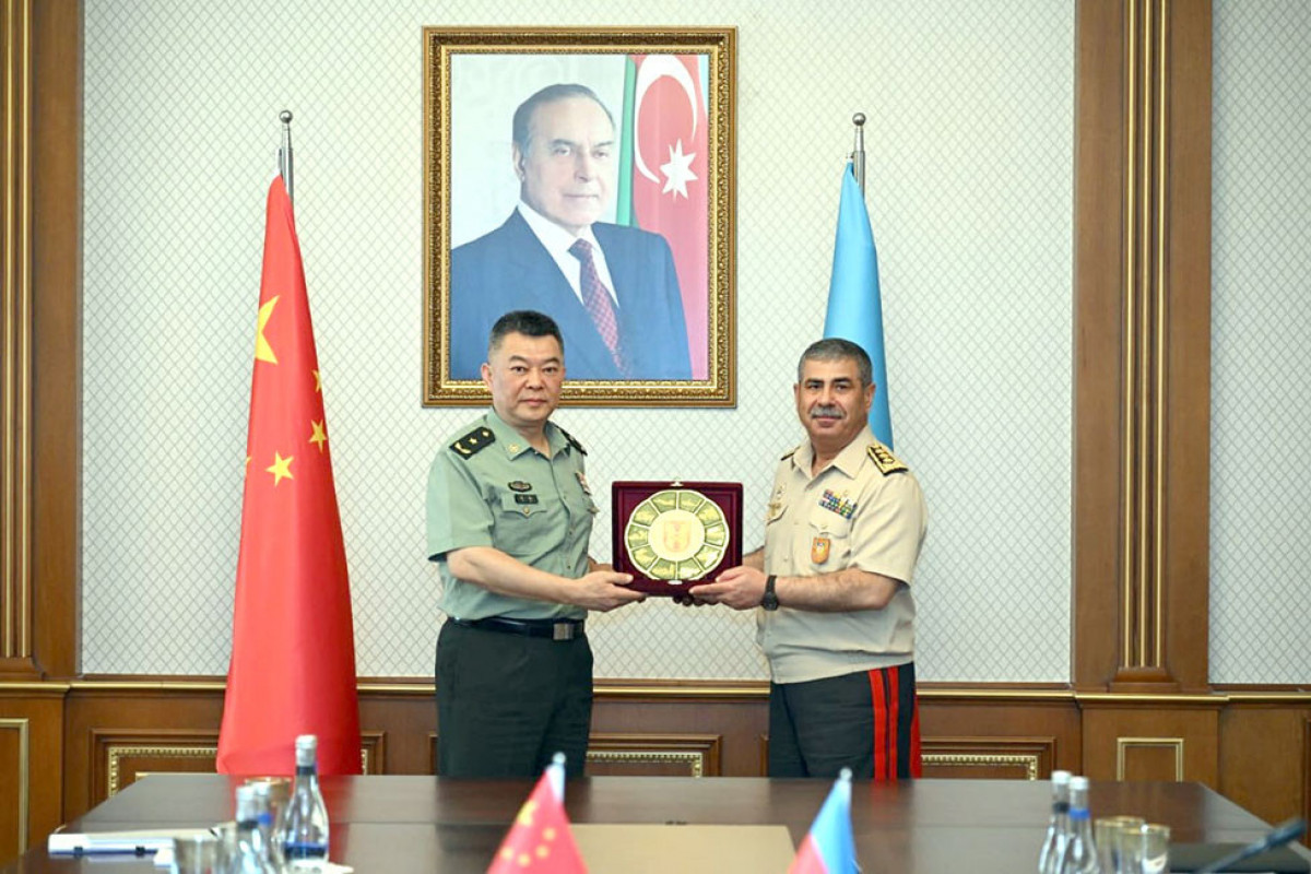 La coopération militaire Azerbaïdjan-Chine au menu des discussions