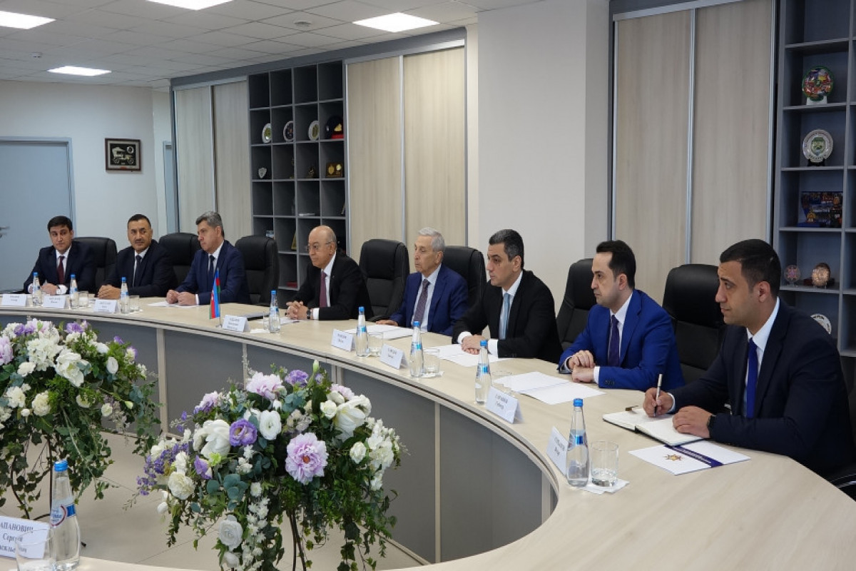 Le ministre azerbaïdjanais des Situations d'urgence rencontre son homologue biélorusse - Vidéo 