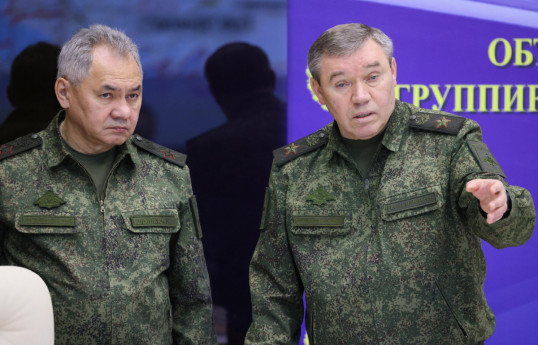 La CPI émet des mandats d'arrêt contre le chef de l'armée russe Valéri Guérassimov et l'ancien ministre Sergueï Choïgou
