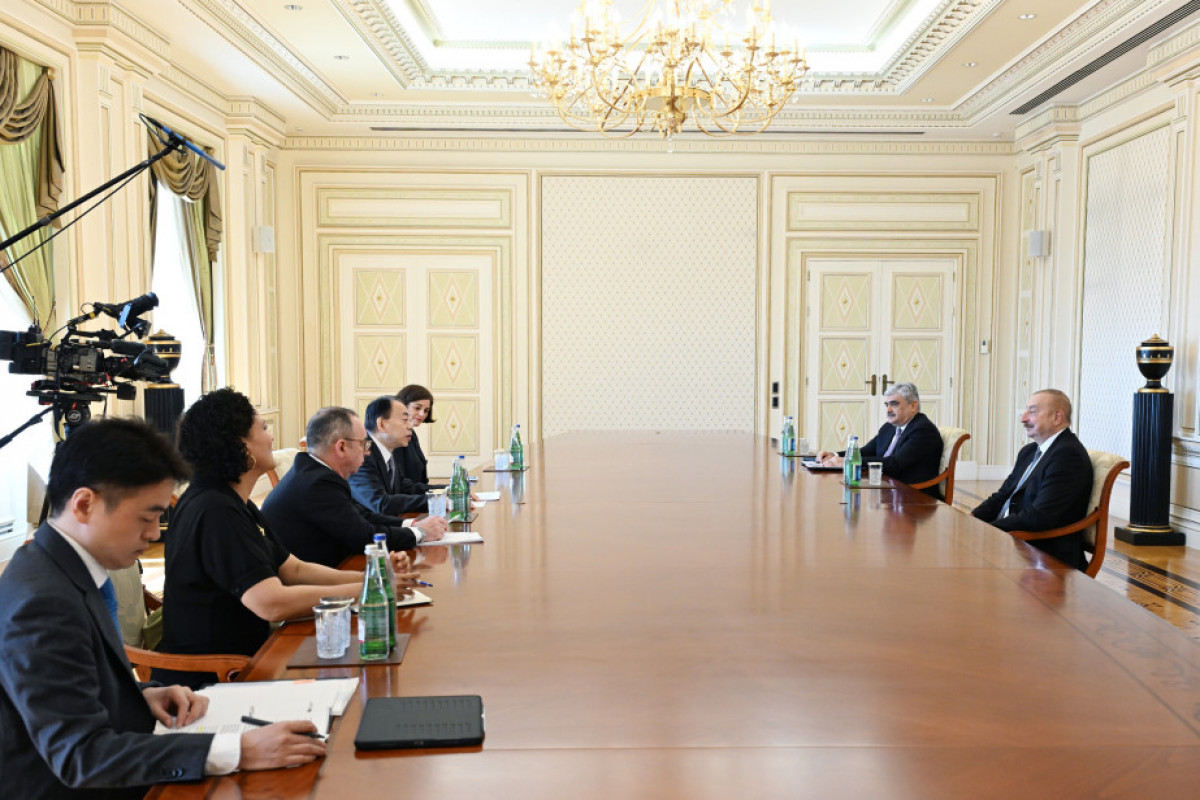 Le président azerbaïdjanais reçoit le président de la Banque asiatique de développement